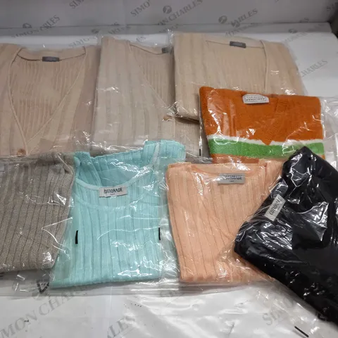 LOT OF 8 ASSORTED BAGGED CLOTHING ITEMS - VARIOUS SIZES