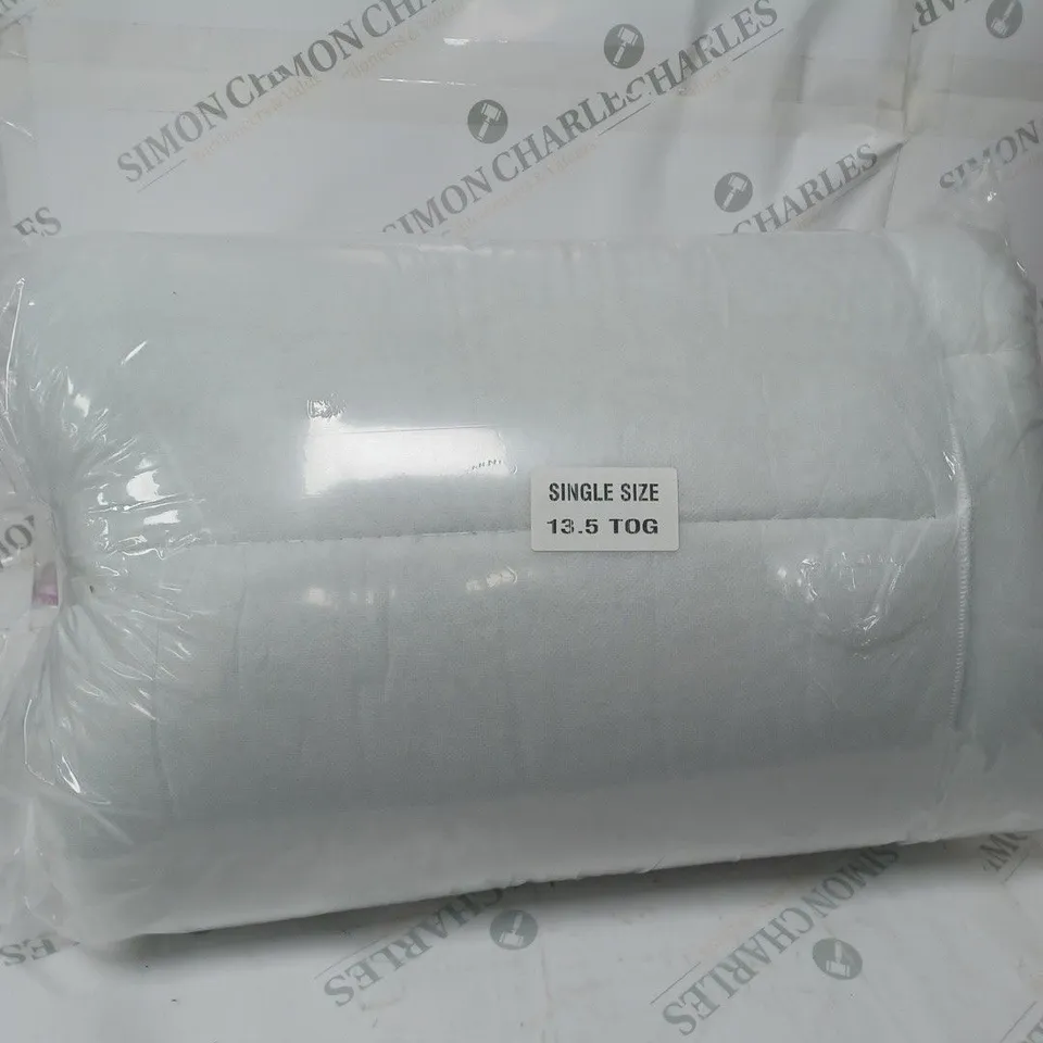 SINGLE BED DUVET 13.5 TOG 