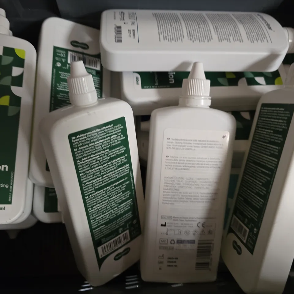 APPROXIMATELY 20 ASSORTED ITEMS TO INCLUDE CONTACT LENS SOLUTION