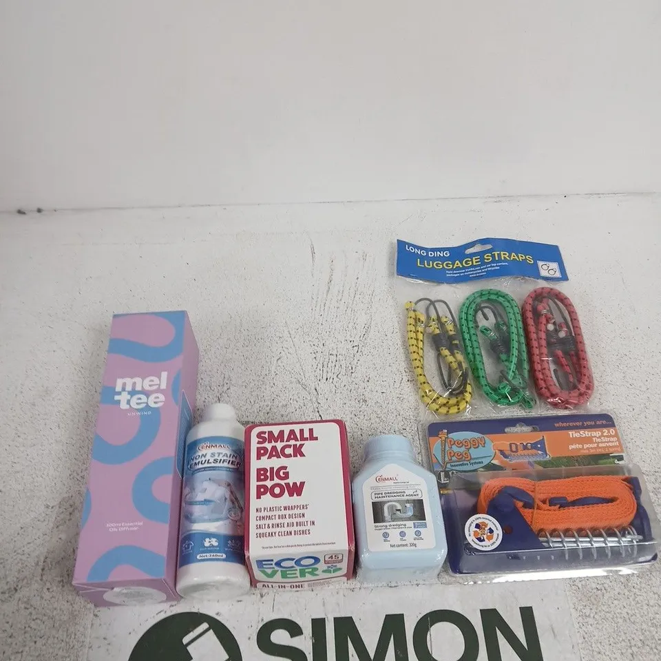 TOTE OF APPROXIMATELY 10 ASSORTED ITEMS INCLUDING PEGGY PEG TIE STRAP 2.0, LONG DING LUGGAGE STRAPS AND ENMALL PIPE DREDGING MAINTENANCE AGENT