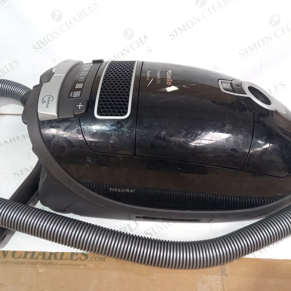 MIELE COMPLETE C3 POWERLINE VACUUM CLEANER