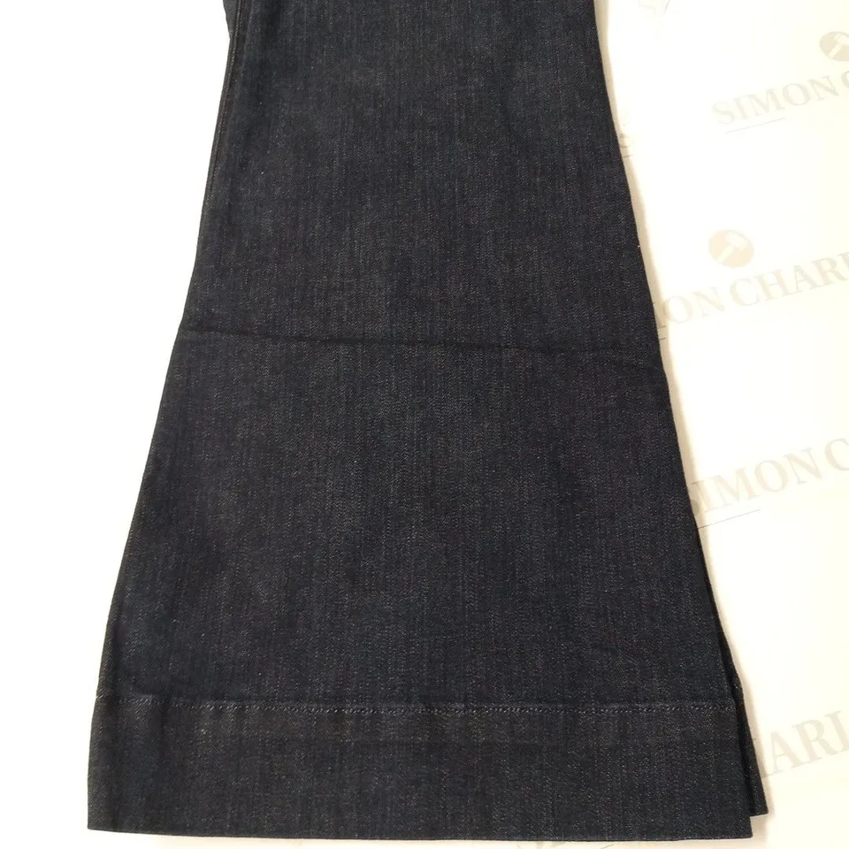 J BRAND JEANS LOVE STORY LOW RISE BELL PURE SIZE 32