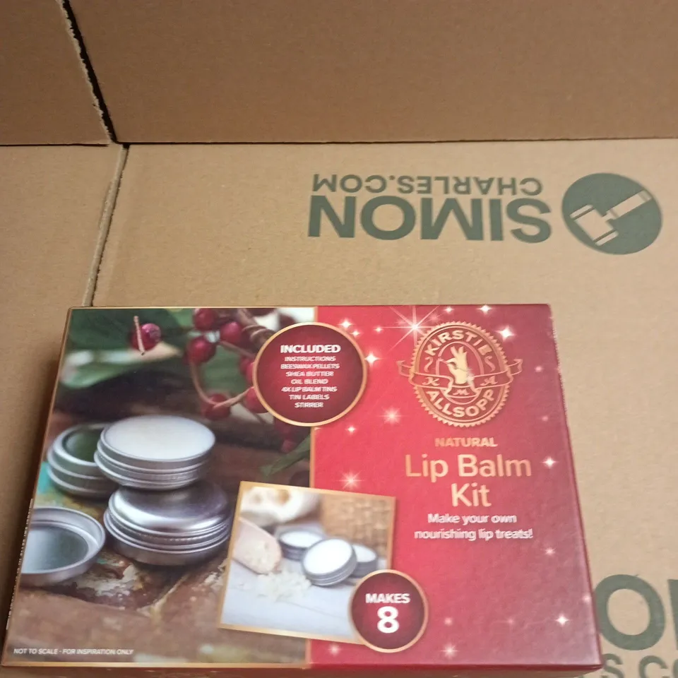 NATURAL LIP BALM KIT – MAKES 8 LIP BALMS (DIY CRAFT KIT)