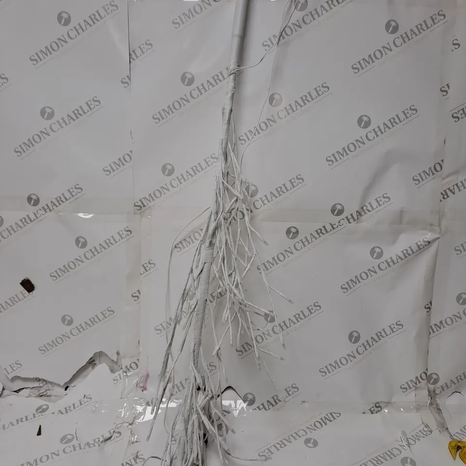 BOXED HOME REFLECTIONS PRE-LIT 4FT FLAT TREE - COLLECTION ONLY