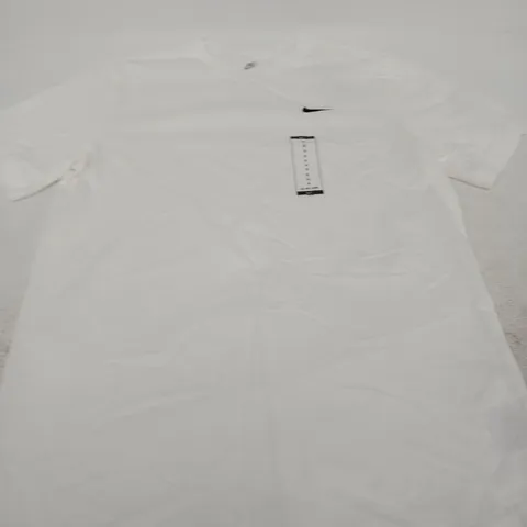 NIKE WHITE T‑SHIRT – UK SIZE SMALL