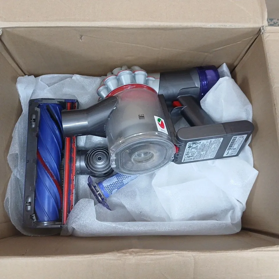 DYSON V8 ADVANCED CORDLESS VACUUM CLEANER