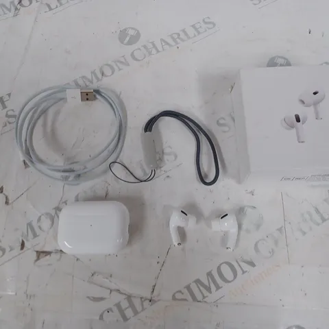 EARPHONE SECOND GEN WITH MAGNETIC CHARGING CASE