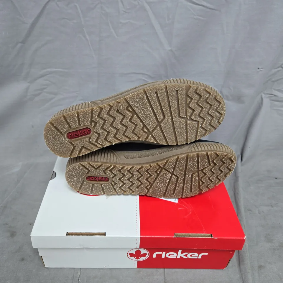 RIEKER HI TOP ZIPPED TRAINERS NAVY SIZE 6