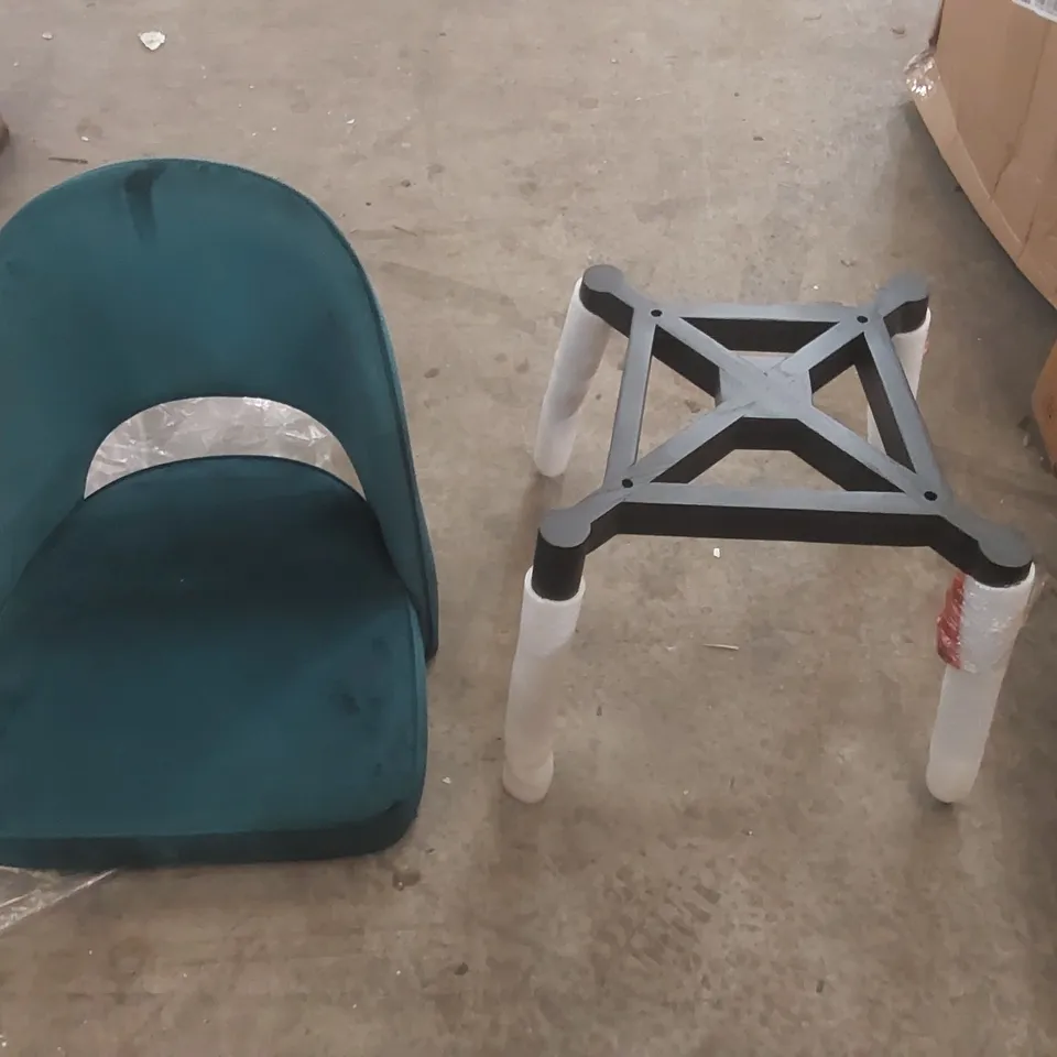 DANETTI CLOVER VELVET DINING CHAIR