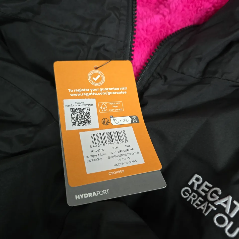 REGATTA GREAT OUTDOORS HYDRAFORT KIDS' WATERPROOF JACKET – BLACK WITH PINK FLEECE LINING
