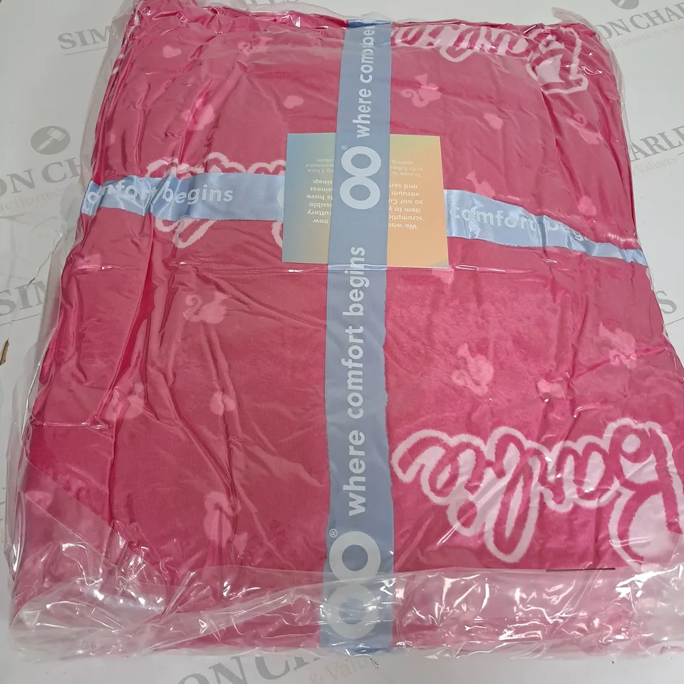 OO ADULT BARBIE OODIE THROW 