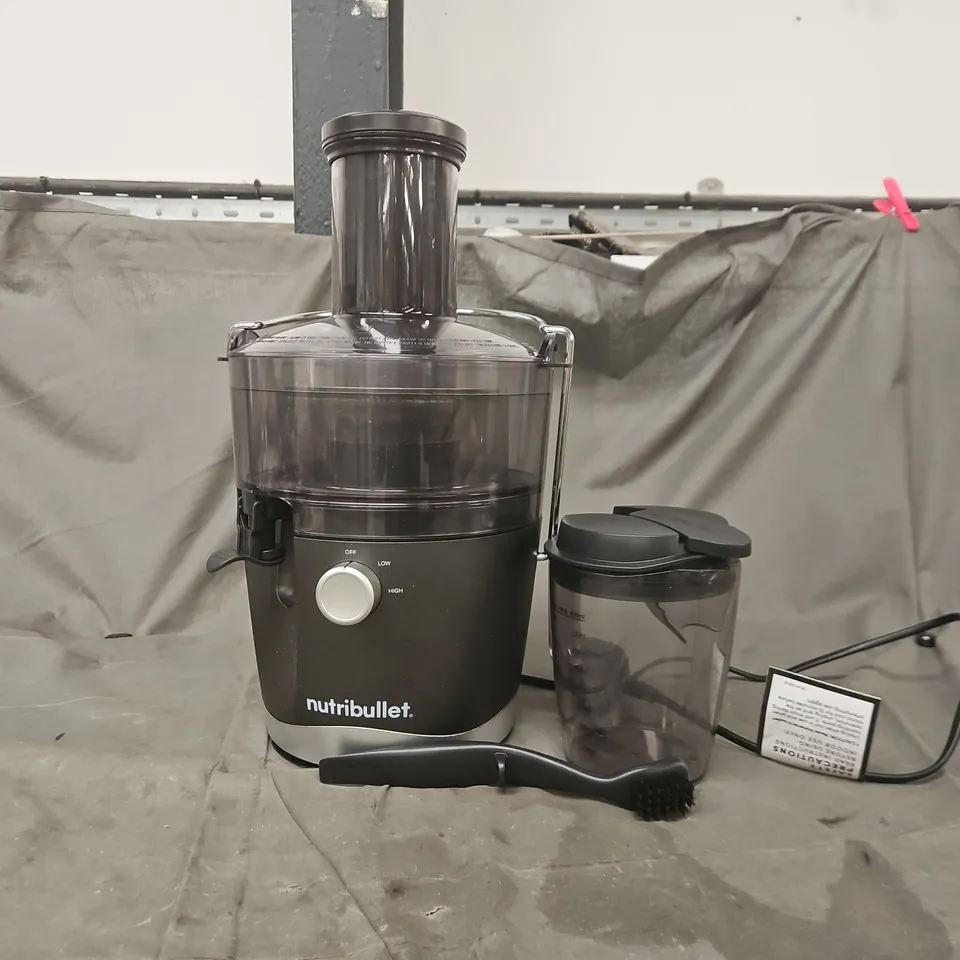BOXED NUTRIBULLET JUICER