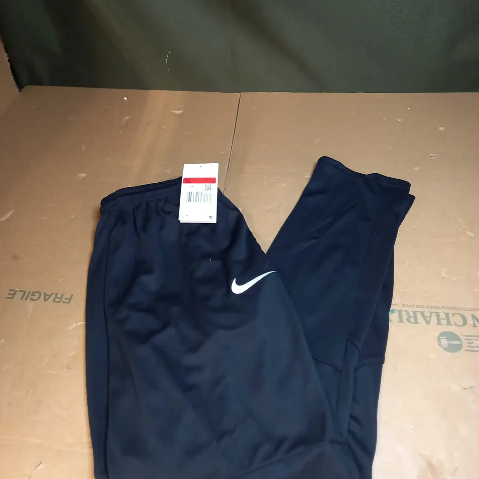 MENS NIKE TRACKSUIT BOTTOMS SIZE L