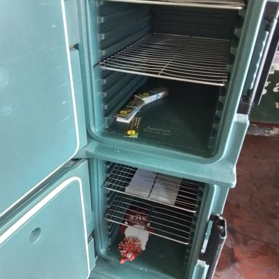 CAMBRO 2 TIER INSULATED TROLLEY