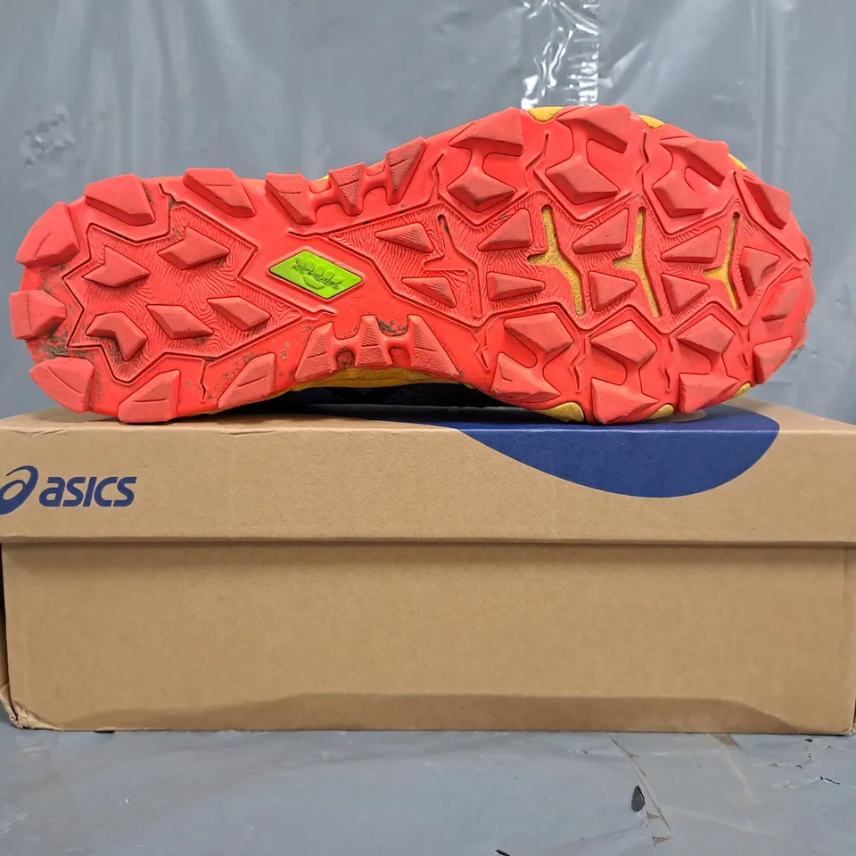 BOXED PAIR OF ASICS TRAINES IN BLACK/MULTICOLOUR SIZE EU SIZE 46