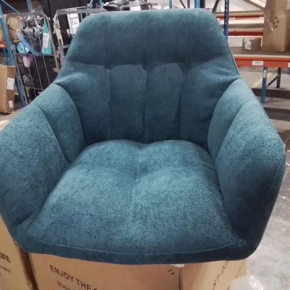 BOXED SET OF 2 GREEN FABRIC UPHOLSTERED SIDE/DINING CHAIRS