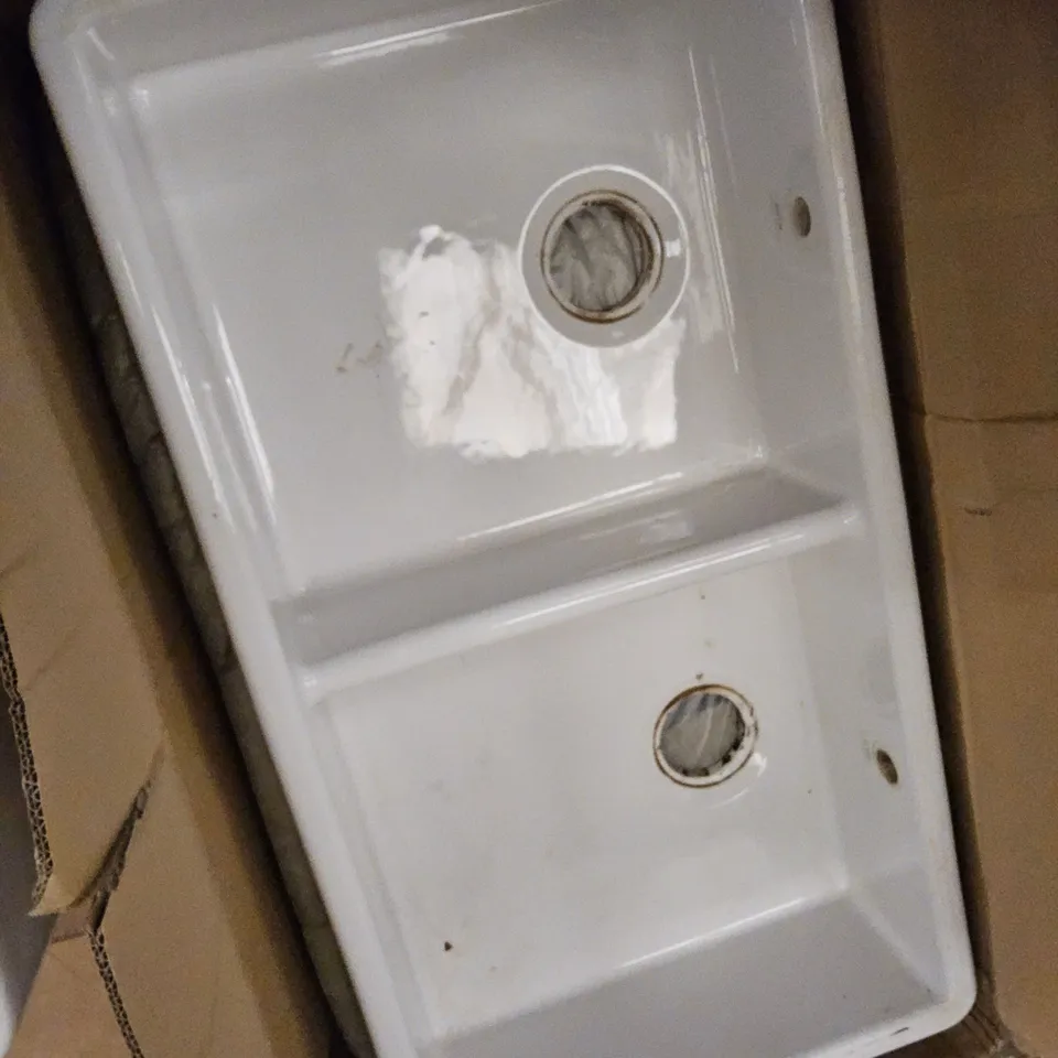 BOXED SHAWS SHAKER 800 DOUBLE WHITE CERAMIC SINK 