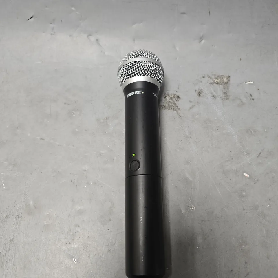 SHURE PG58 MICROPHONE IN BLACK
