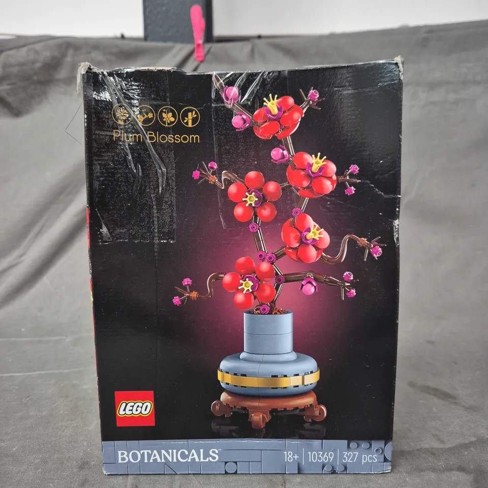 LEGO BOTANICALS PLUM BLOSSOM SET 10369 – 327 PIECES (18+)