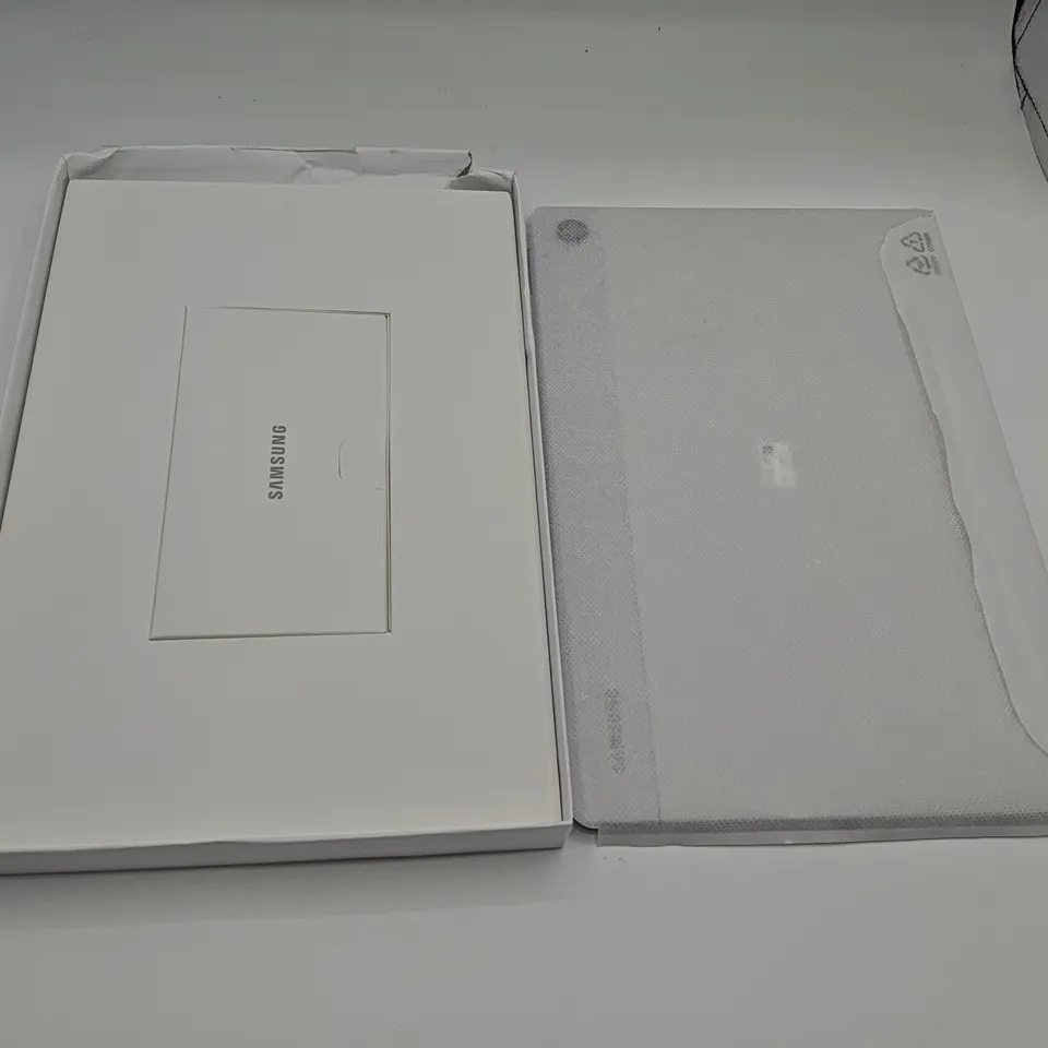 BOXED SAMSUNG GALAXY TAB A9+ 5G 4/64GB IN SILVER - SM-X216