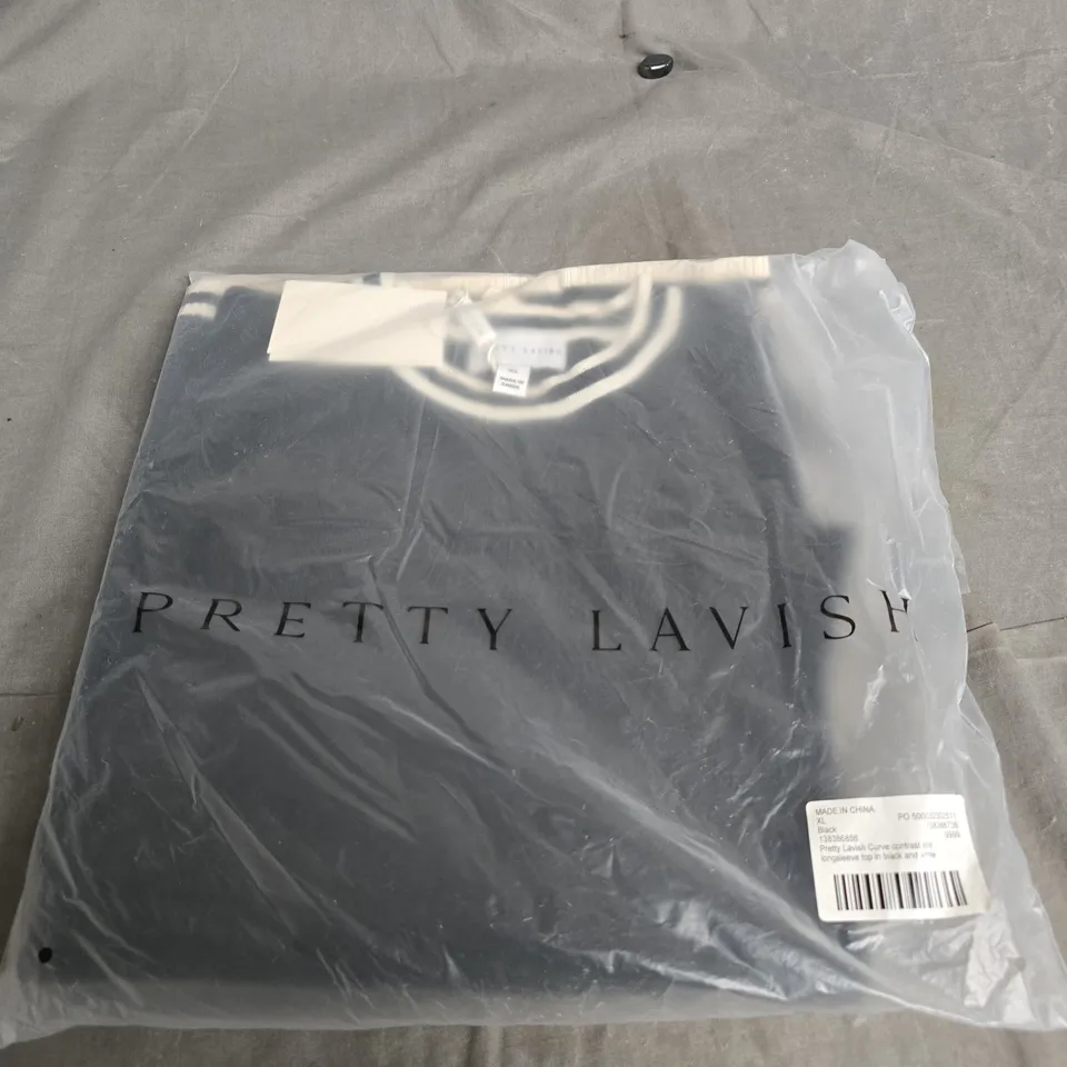 PRETTY LAVISH CURVE CONTRAST KNIT LONG-SLEEVE TOP – XL – BLACK & WHITE