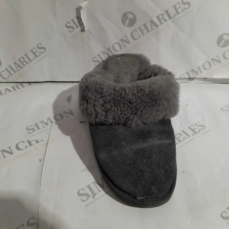 BOXED EMU NEST JOLIE SHEEPSKIN SLIPPERS, CHARCOAL - SIZE 5