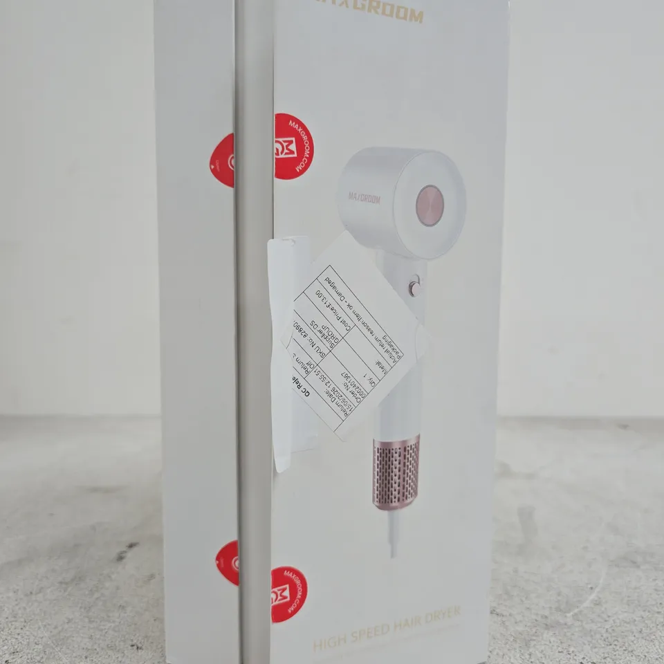 MAXGROOM HIGH SPEED HAIR DRYER – WHITE WITH ROSE GOLD ACCENT (BOXED)