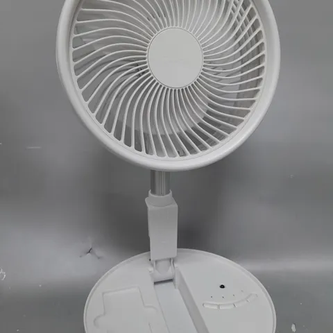 BOXED BELL & HOWELL OSCILLATING FOLDING RECHARGEABLE FAN, WHITE