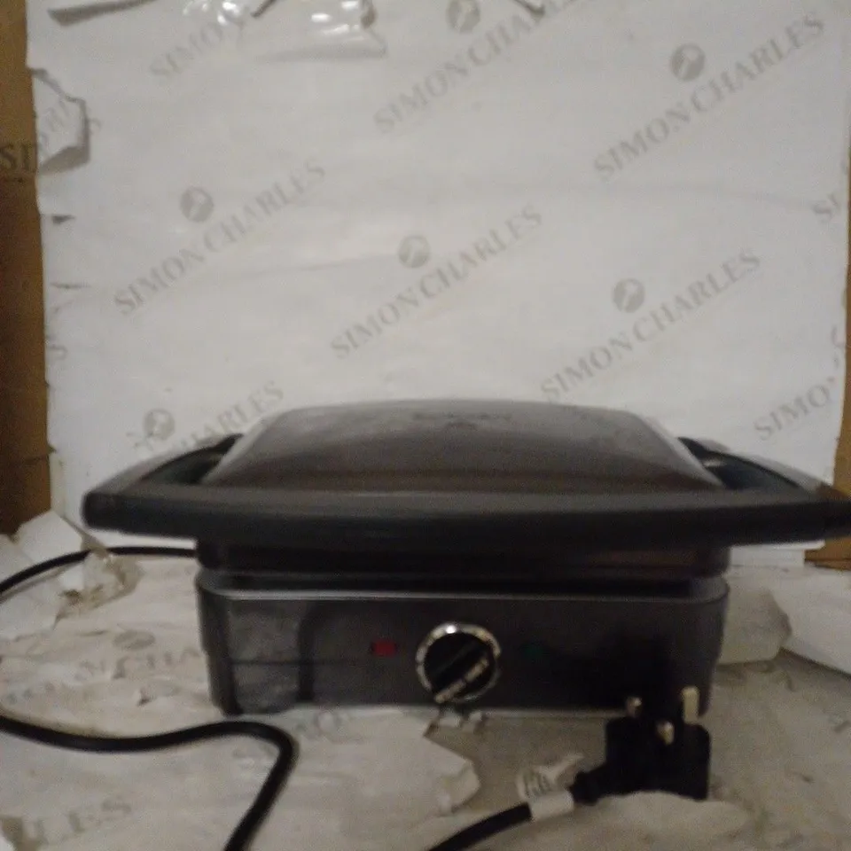 CUISINART GRILL AND SANDWICH MAKER GRSM4U