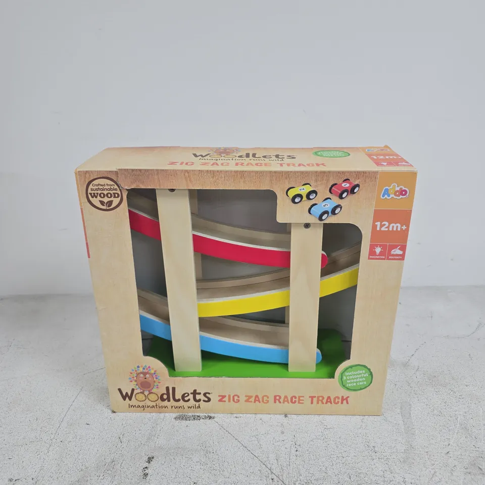BOXED WOODLETS ZIG ZAG RACE TRACK