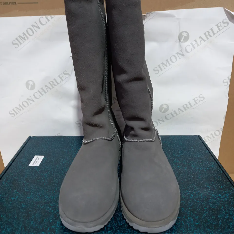 EMU AUSTRAILIA PATERSON HI RISE BOOTS, CHARCOAL - SIZE 9