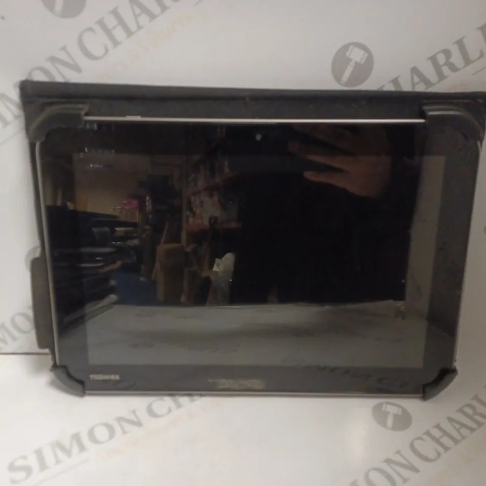 TOSHIBA HARMAN/ KARDON SILVER TABLET
