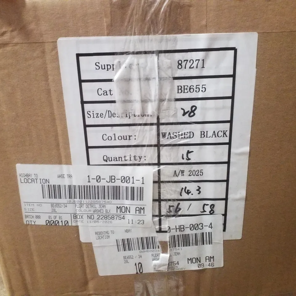 BOX CONTAINING APPROXIMATELY 10 BRAND NEW SIMPLY BE WASHED BLACK PLEAT DETAIL JEANS - SIZE 28L