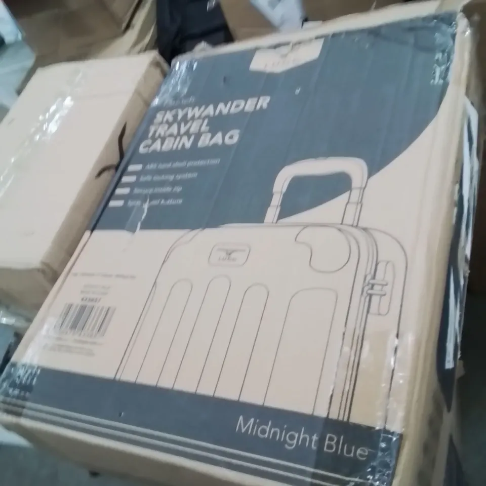 BOXED LUGG 15INCH SKYWANDER TRAVEL CABIN BAG MIDNIGHT BLUE