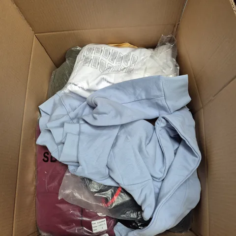 LARGE BOX OF APPROXIMATELY 20 ASSORTED CLOTHING ITEMS IN VARIOUS SIZES, STYLES AND COLOUR