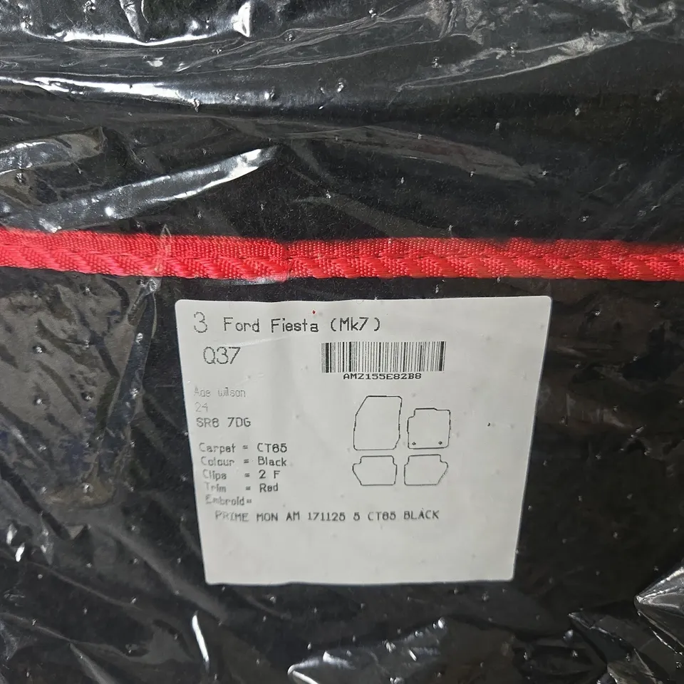 FORD FIESTA MK7 FLOOR MATS – BLACK WITH RED PIPING, SET OF 3