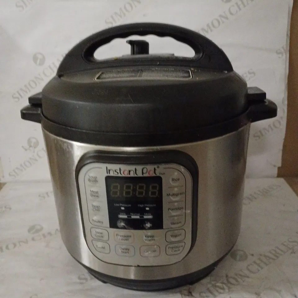 INSTANT POT DUO SMART PRESSURE COOKER