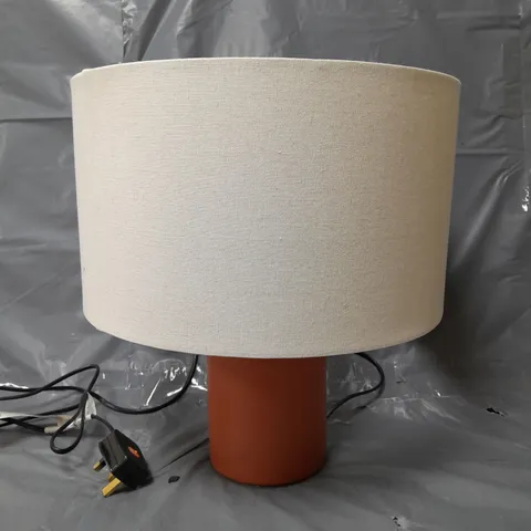 TOTEM TABLE LAMP