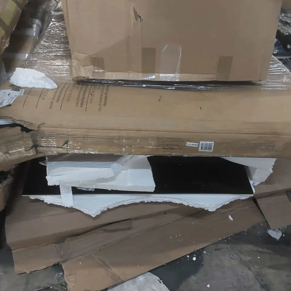 PALLET CONTAINING A LARGE QUANTITY OF ASSORTED DESIGNER FURNITURE PARTS ECT