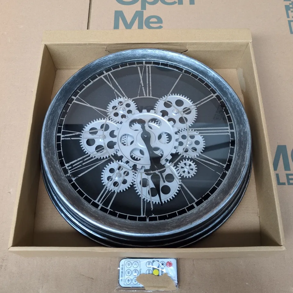 ROTATING GEARS WALL CLOCK