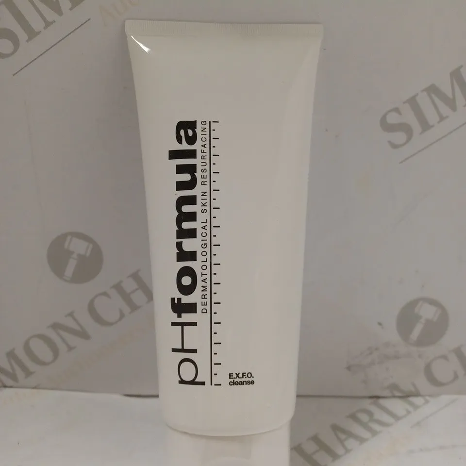 PH FORMULA – EXFO, CLEANSER, 200ML