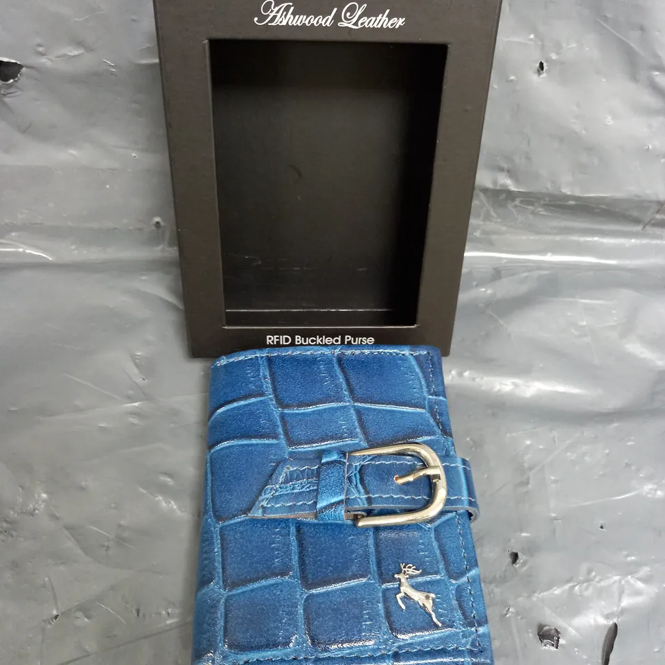 BOXED ASHWOOD LEATHER BUCKLED PURSE