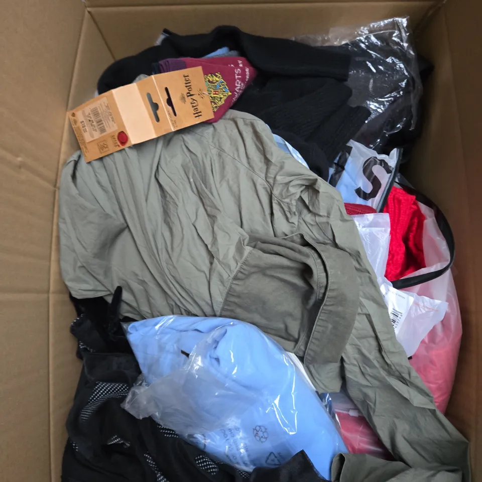 LARGE BOX OF ASSORTED CLOTHING ITEMS IN VARIOUS SIZES, STYLES AND COLOUR 