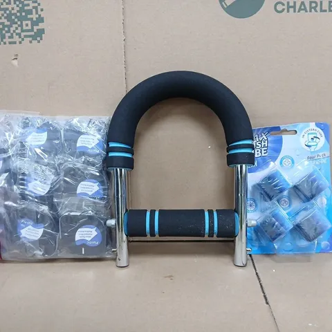 APPROXIMATELY 10 ASSORTED HOUSEHOLD ITEMS TO INCLUDE MAX FLUSH CUBES, ETC