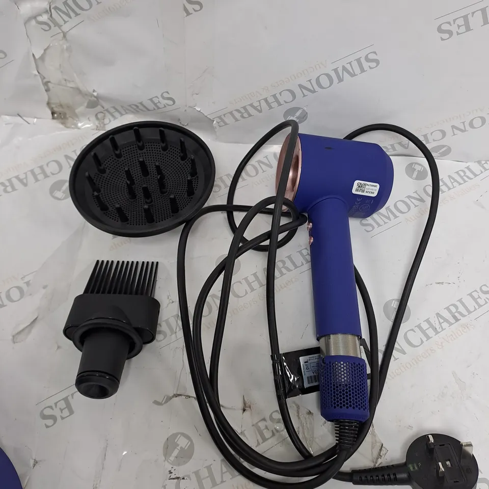 DYSON SUPERSONIC HAIR DRYER WITH GIFT CASE