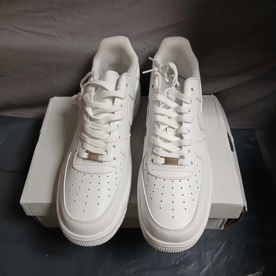  NIKE AIR FORCE 1 '07 WHITE/WHITE - UK 11 (US 12) MEN'S SNEAKERS