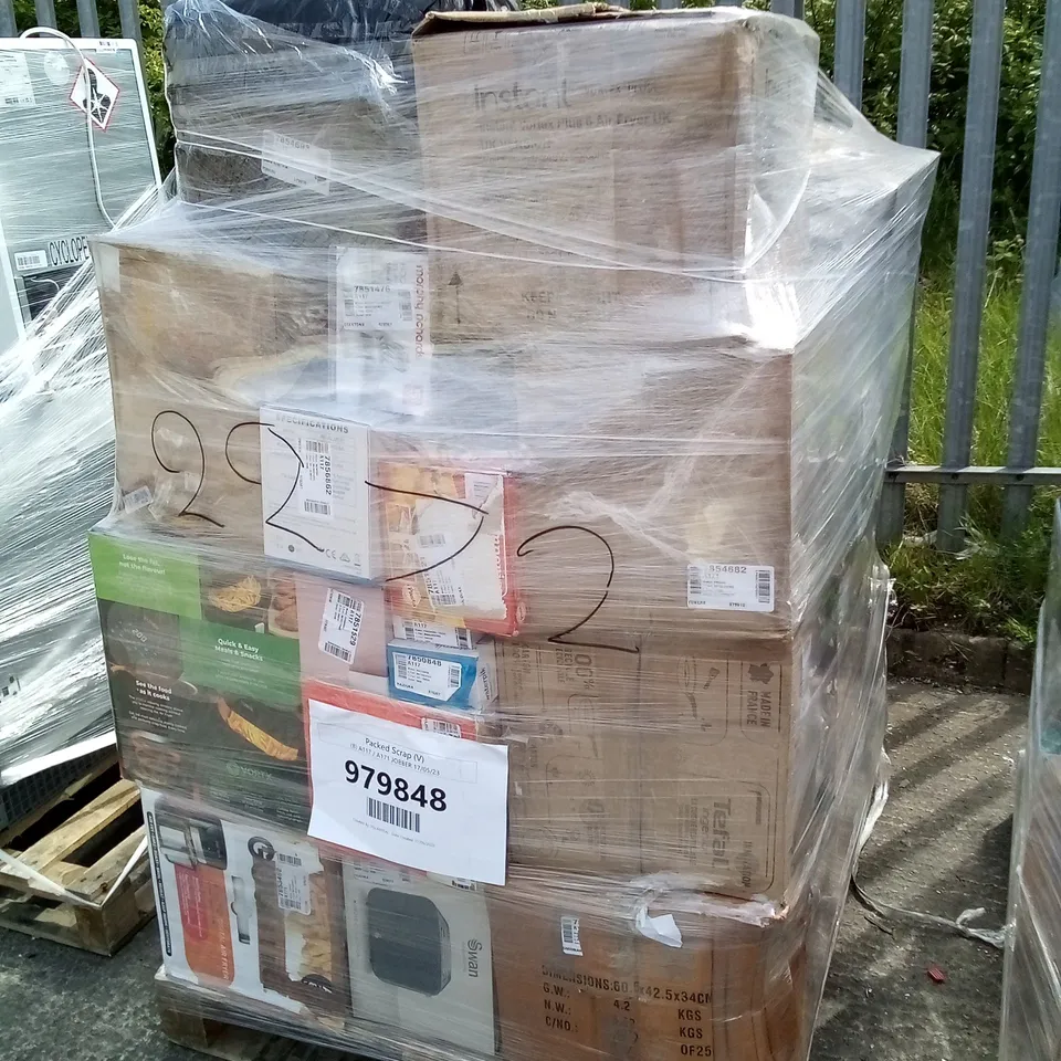 PALLET OF APPROXIMATELY 39 ASSORTED ITEMS INCLUDING: