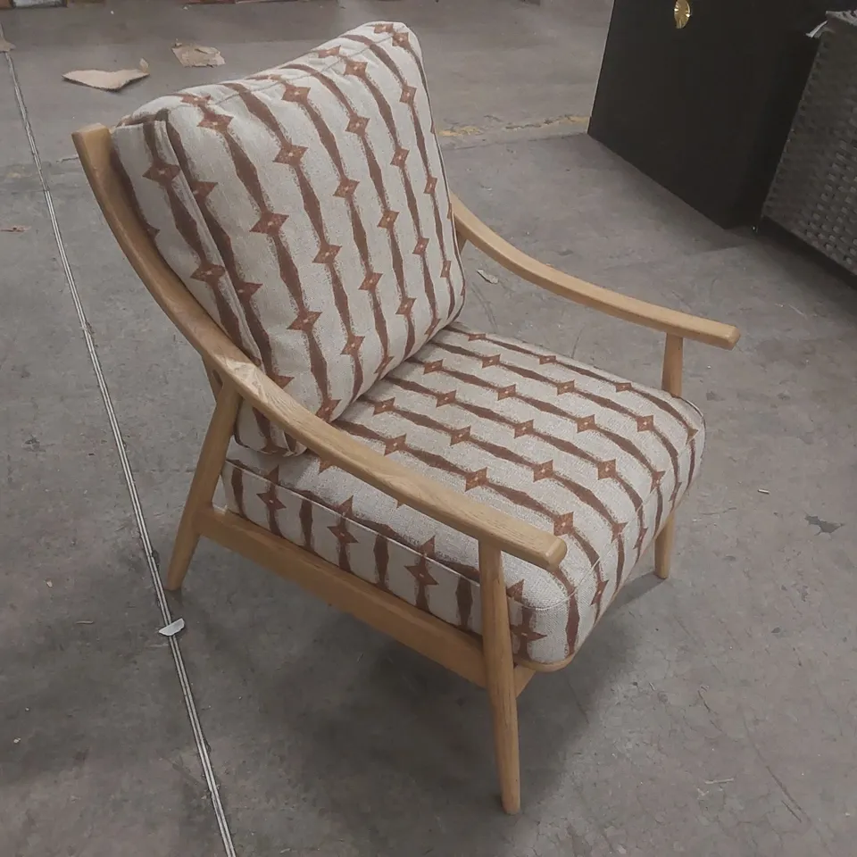 RELIANT ARMCHAIR INDRA STRIPE 630X815X900MM