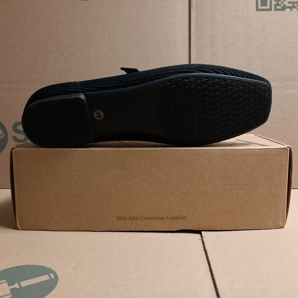 BOXED PAIR OF VIVAIA MARGOT MARY-JANE SHOES IN BLACK SIZE EU 39.5