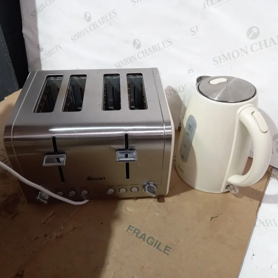SWAN KETTLE AND FOUR SLICE TOASTER PACK - CREAM RRP £49.99